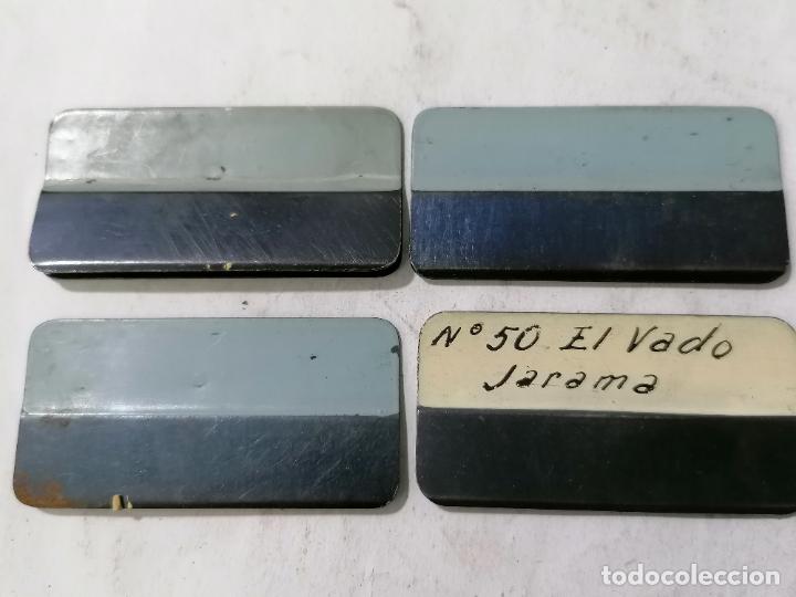 Antig&uuml;edades: CUATRO CHAPITAS DE ACERO PARA MARCAR CARPETAS, MEDIDAS 5 X 2,5 CM