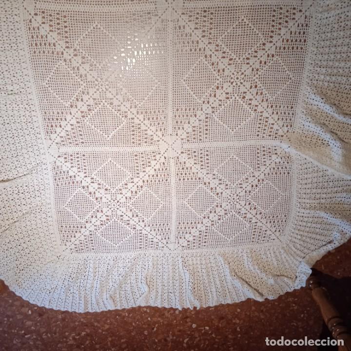 Antig&uuml;edades: Colcha de ganchillo,cama de 90cm - Foto 2