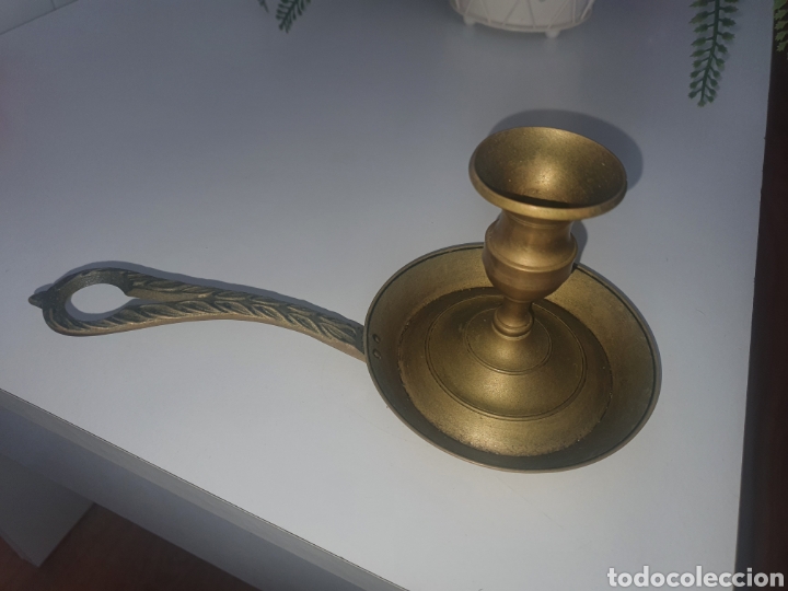 Antig&uuml;edades: Palmatoria de bronce . - Foto 1