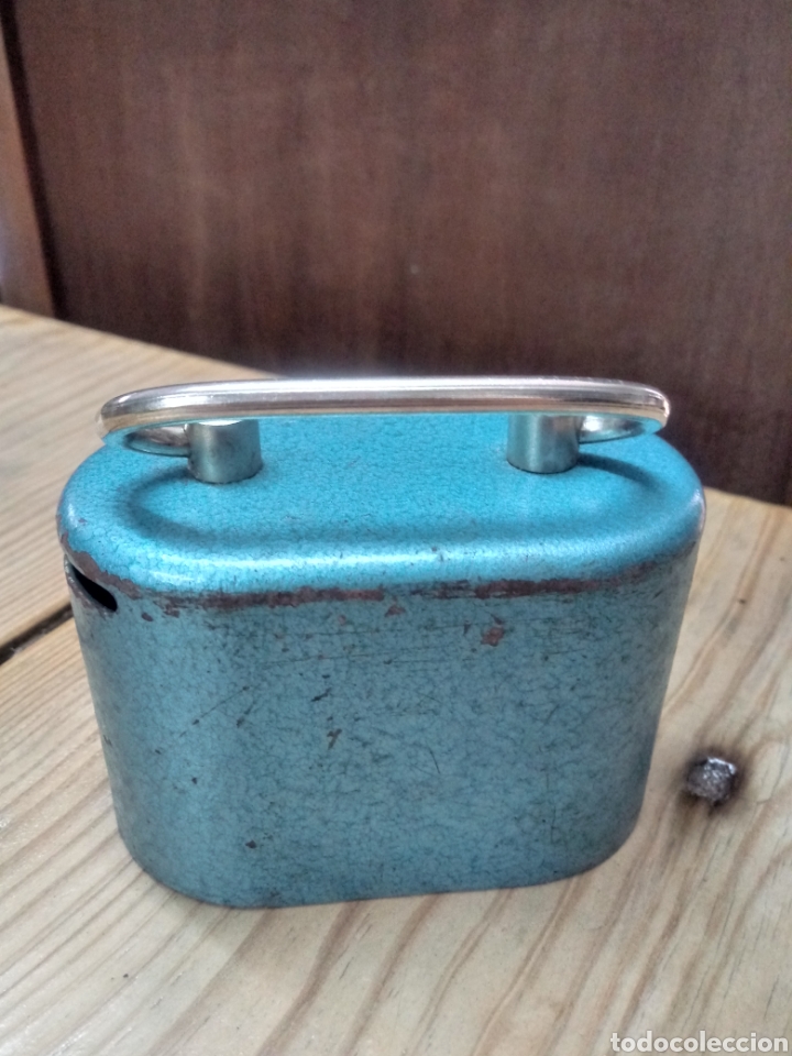 Antig&uuml;edades: Hucha metal - Foto 2