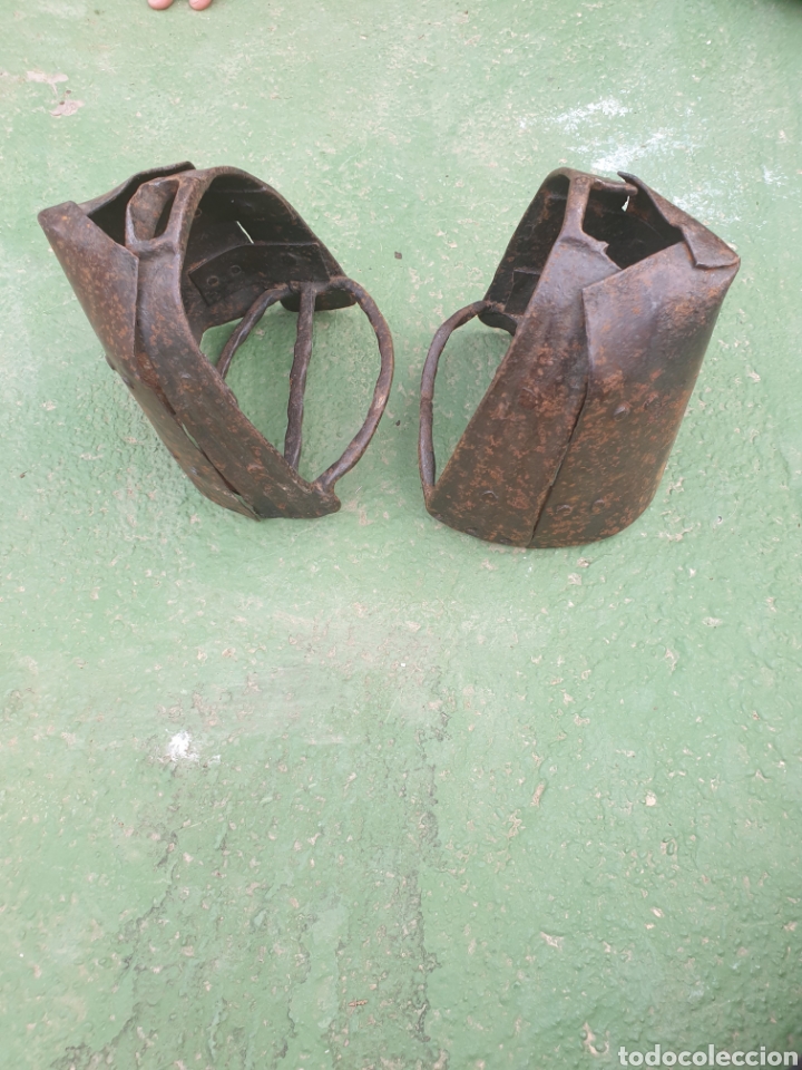 Antig&uuml;edades: Estribos muy antiguos - Foto 2