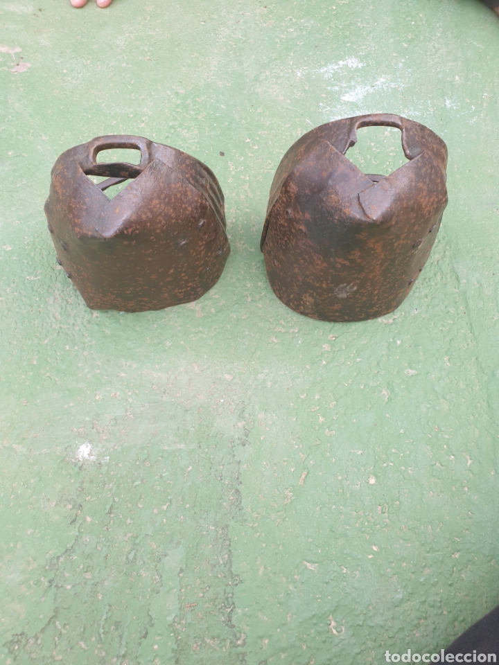 Antig&uuml;edades: Estribos muy antiguos - Foto 1