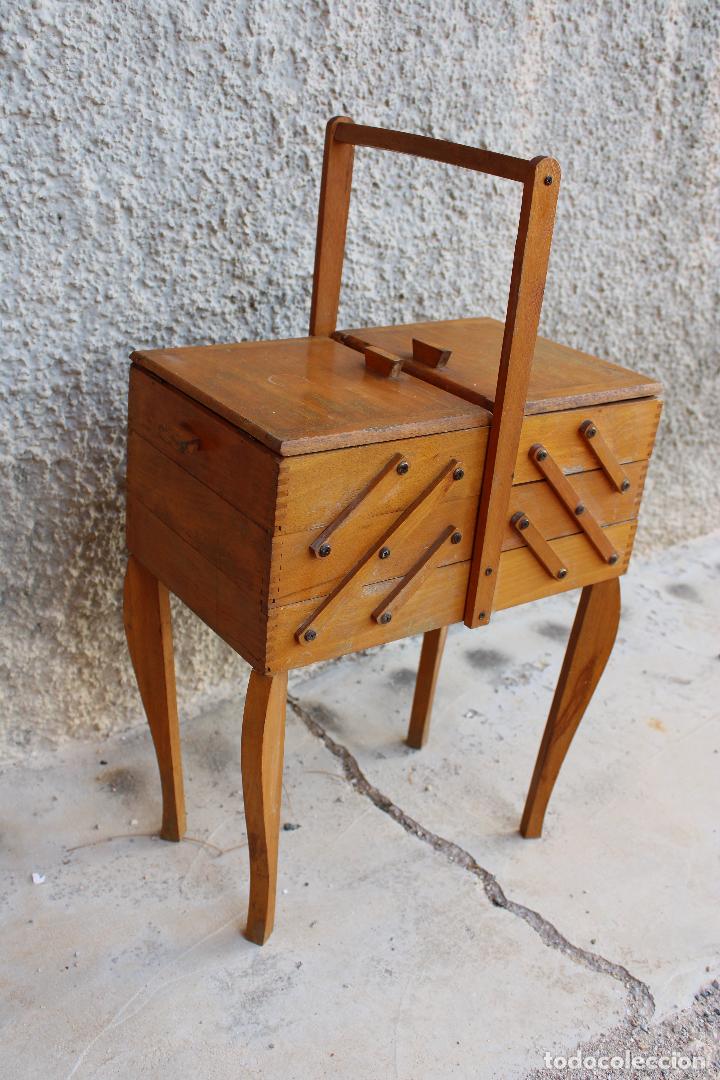 Antig&uuml;edades: costurero de madera 3 pisos - Foto 4
