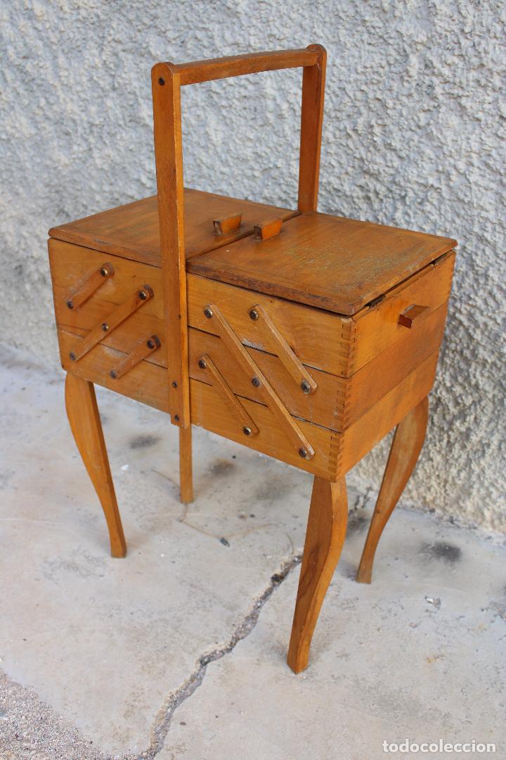 Antig&uuml;edades: costurero de madera 3 pisos - Foto 5