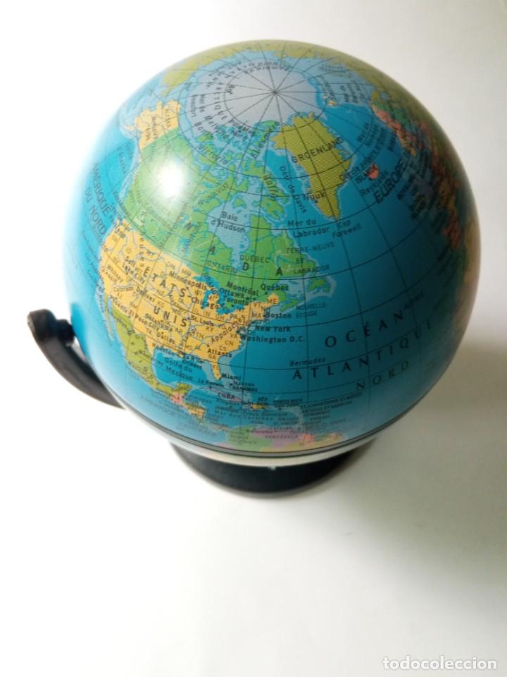 Antig&uuml;edades: Globo terraqueo sobre mesa Michelin - Foto 4