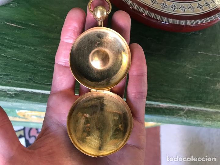 Antig&uuml;edades: Hostiario, caja antiguo de lat&oacute;n - Foto 4