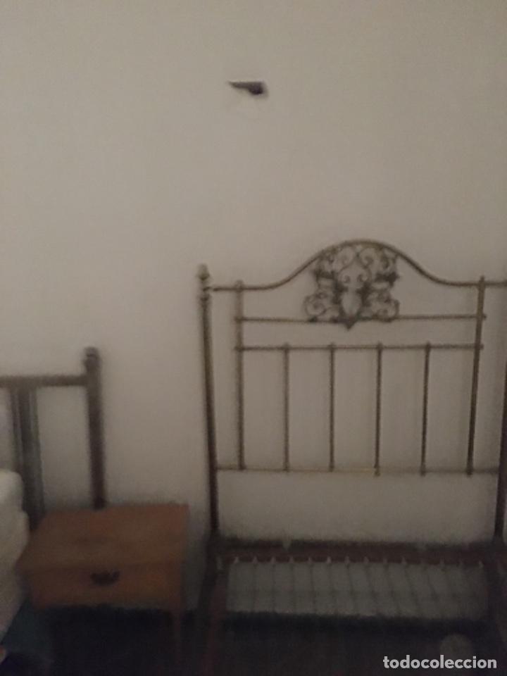Antig&uuml;edades: Cama antigua de bronce del 1800 - Foto 2