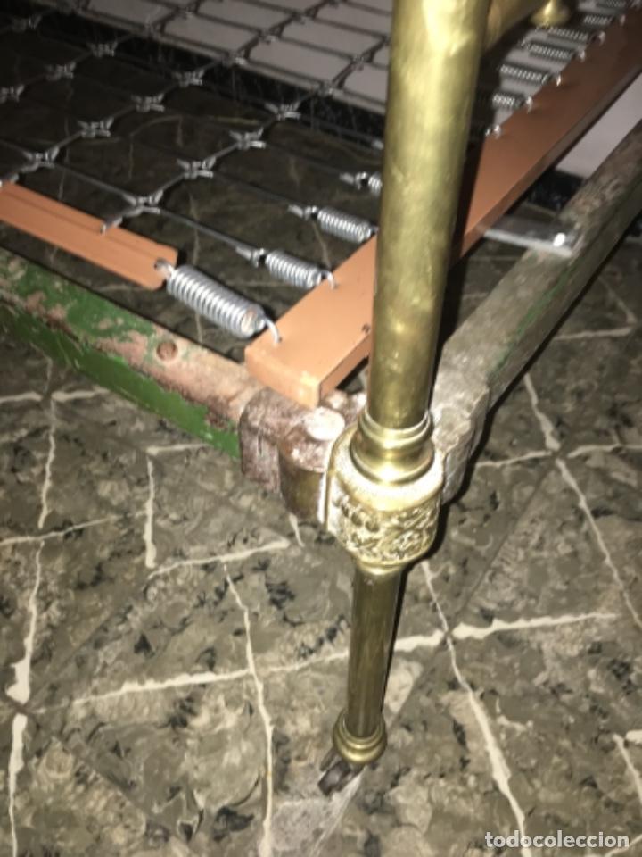 Antig&uuml;edades: Cama antigua de bronce del 1800 - Foto 4