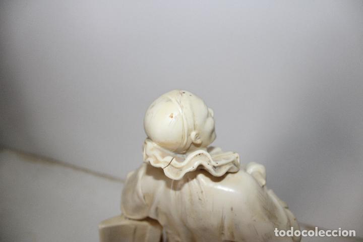 Antig&uuml;edades: payaso arlequin de resina - Foto 2