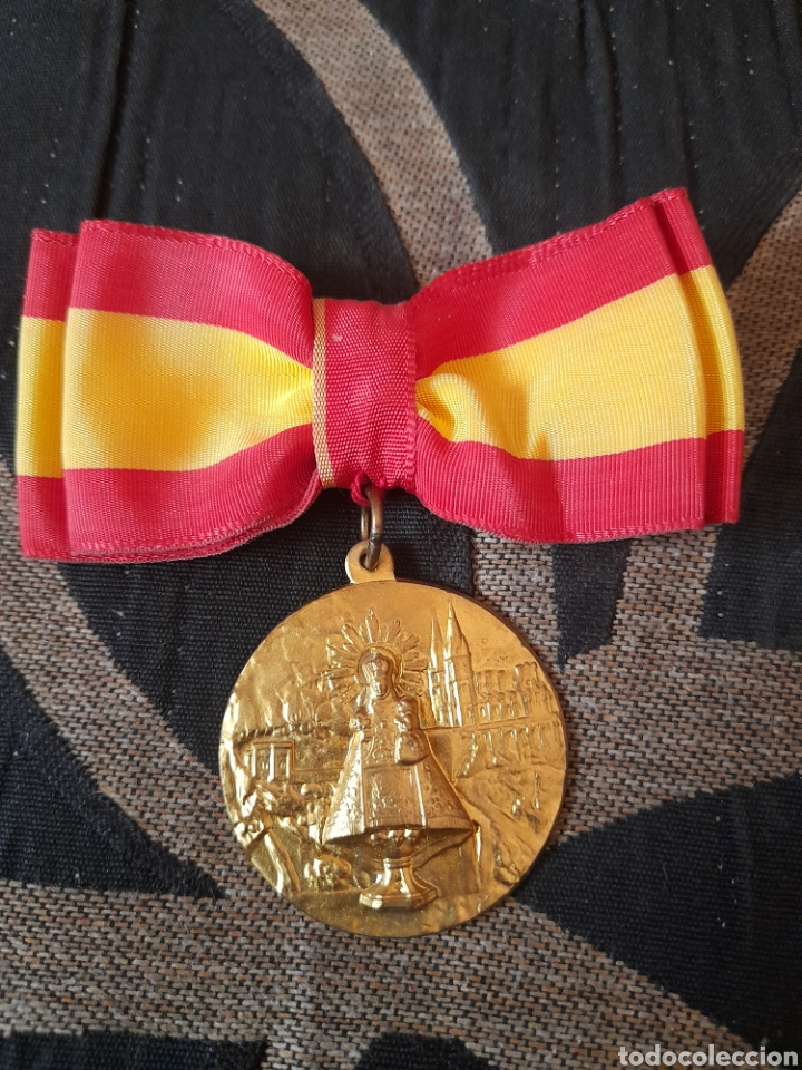 Antig&uuml;edades: Antigua medalla religiosa - Foto 1