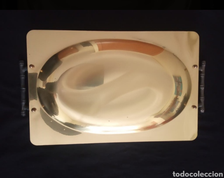 Antig&uuml;edades: BANDEJA DE METAL DORADA. - Foto 4