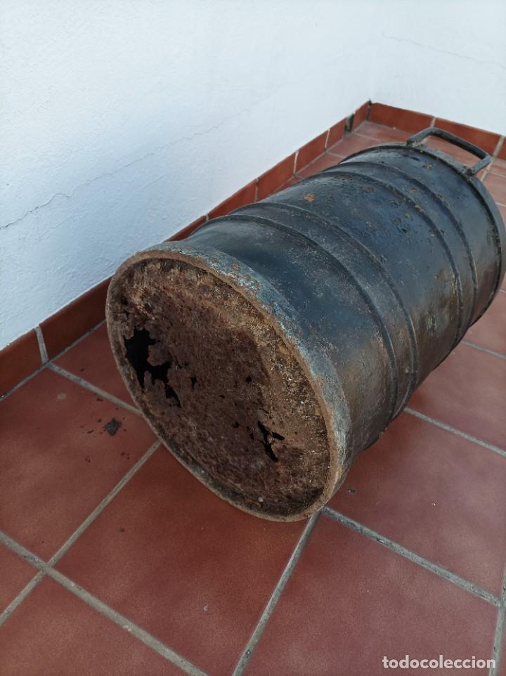 Antig&uuml;edades: Antiguo dep&oacute;sito combustible Shell - Foto 7