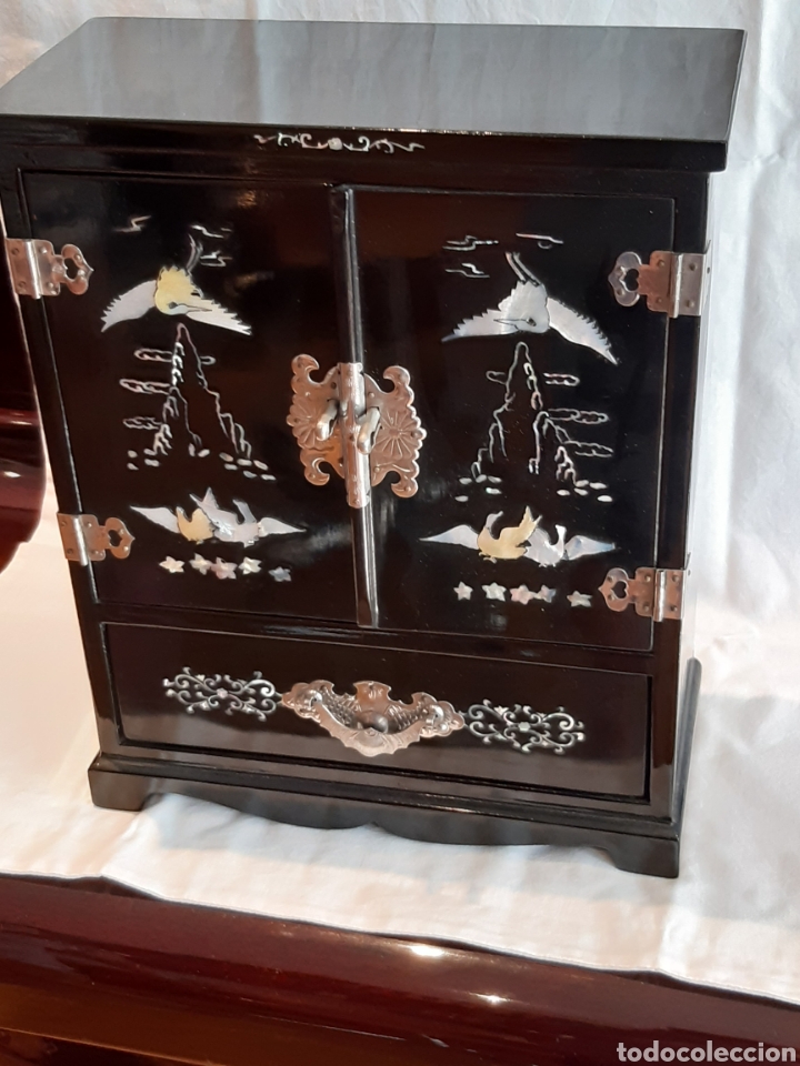 Antig&uuml;edades: ARMARIO JOYERO - Foto 1