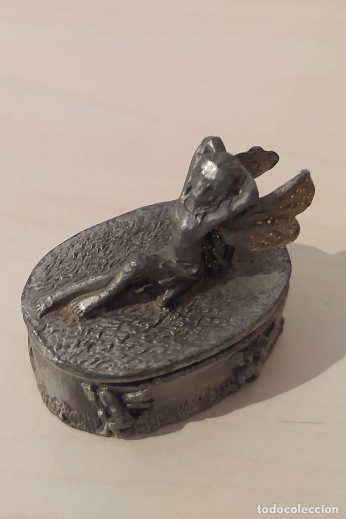 Antig&uuml;edades: Mini urna Hada Bronce Muy antigua - Foto 3
