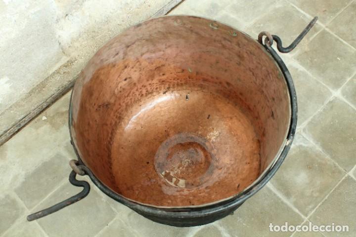 antiguo barreño de cobre. caldero, olla grande. - Buy Antique home and  kitchen utensils on todocoleccion