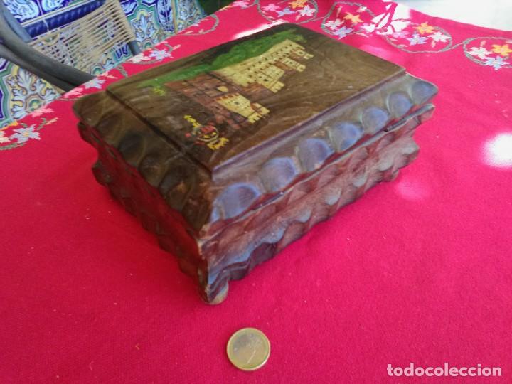 Antig&uuml;edades: Caja ba&uacute;l antiguo de madera - Foto 2