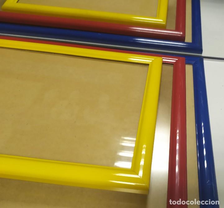 Antig&uuml;edades: Conjunto marcos de colores con cristal - Foto 1