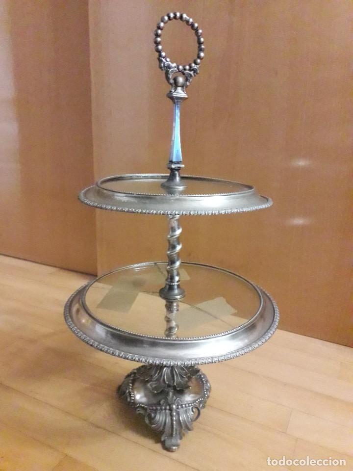 Antig&uuml;edades: Frutero metal ba&ntilde;ado en plata - Foto 2