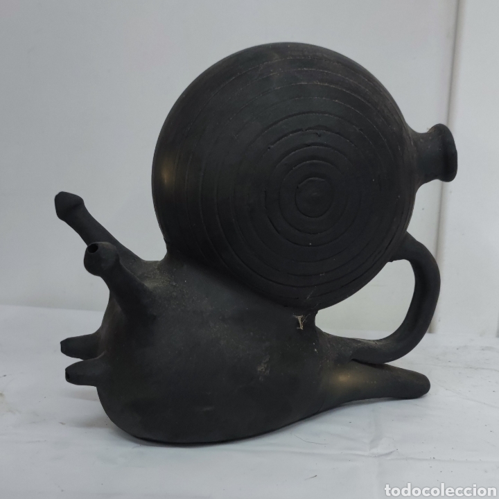 Antig&uuml;edades: Botijo de caracol - Foto 1