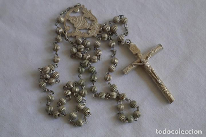 Antig&uuml;edades: Rosario de plata con funda - Foto 3