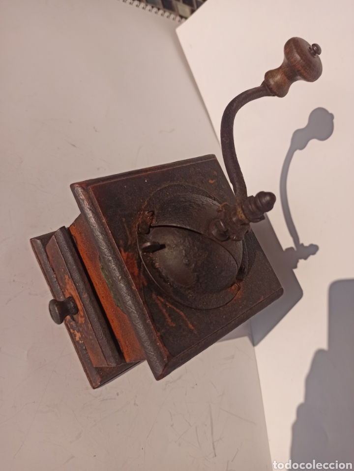 Antig&uuml;edades: Molinillo.............................. - Foto 1