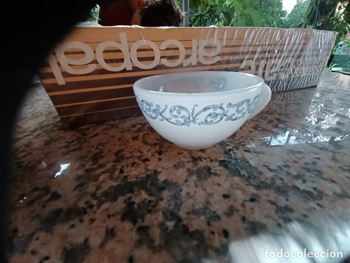 Antig&uuml;edades: Juego de cafe arcopal - Foto 4