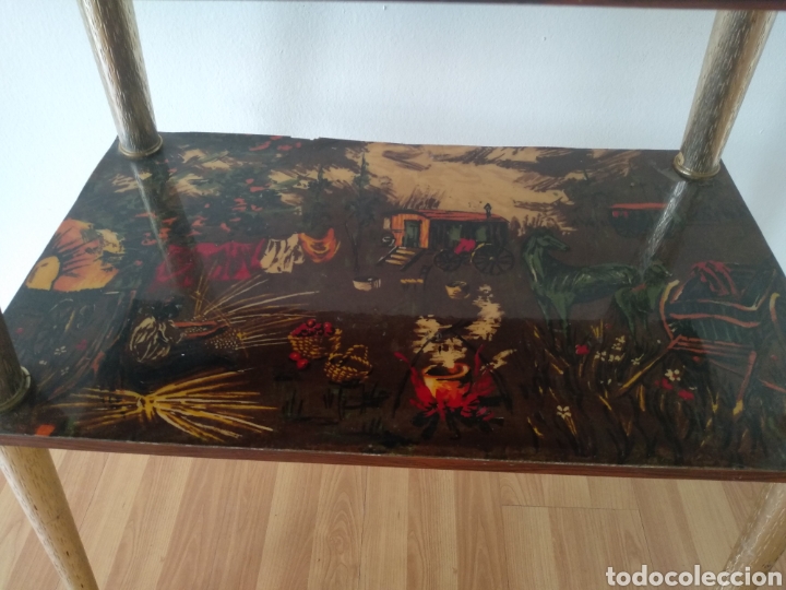 Antig&uuml;edades: MESA VINTAGE CON RUEDAS - Foto 3