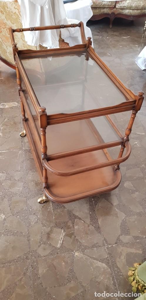 Antig&uuml;edades: CARRITO DE SERVICIO DE MADERA - Foto 1