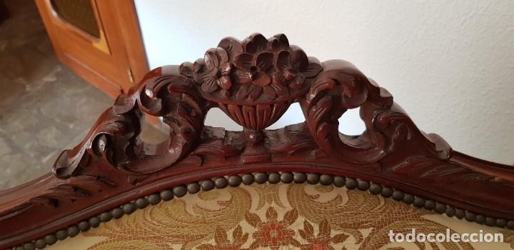 Antig&uuml;edades: CONJUNTO TRESILLO Y SILLONES - Foto 2