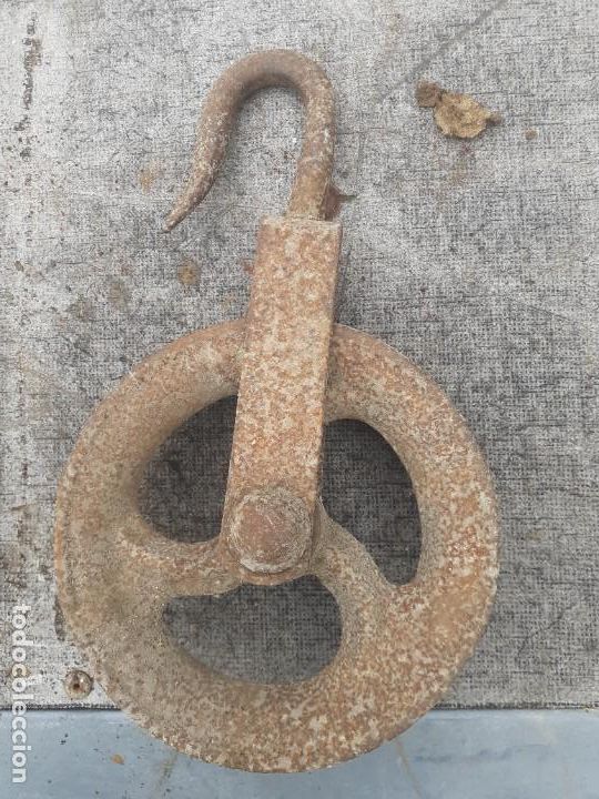 Antig&uuml;edades: Polea o roldana - Foto 1