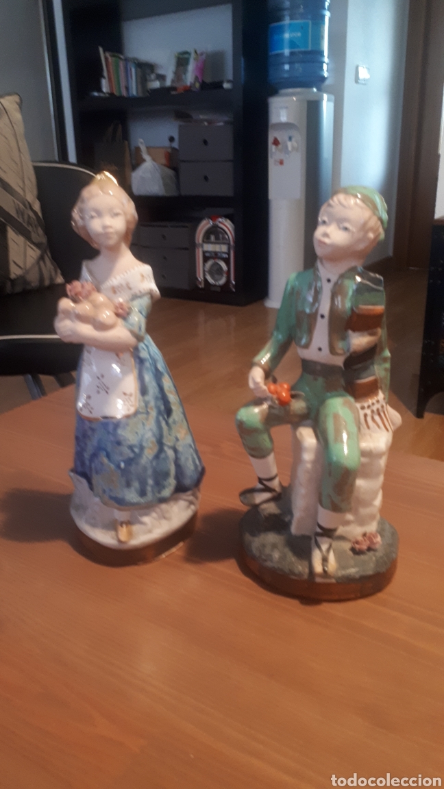 Oggetti Antichi: Pareja figuras valencia trajes tipicos ceramica EL INGLES VALENCIA