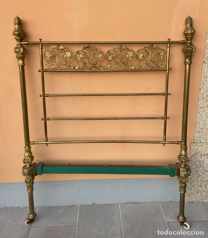 Antig&uuml;edades: CAMA EN METAL S.XIX - Foto 2