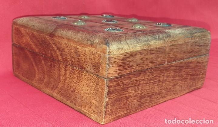Antig&uuml;edades: CAJA DE MADERA DECORACI&Oacute;N EN HUESO - Foto 6