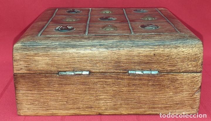 Antig&uuml;edades: CAJA DE MADERA DECORACI&Oacute;N EN HUESO - Foto 7