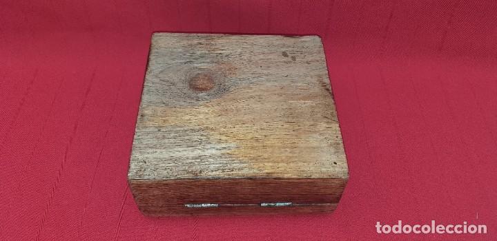 Antig&uuml;edades: CAJA DE MADERA DECORACI&Oacute;N EN HUESO - Foto 11