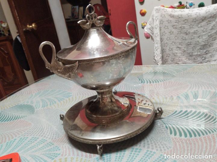 Antig&uuml;edades: CENTRO PLATEADO DE CISNES PARA COMEDOR. SOPERA UTIL. - Foto 8