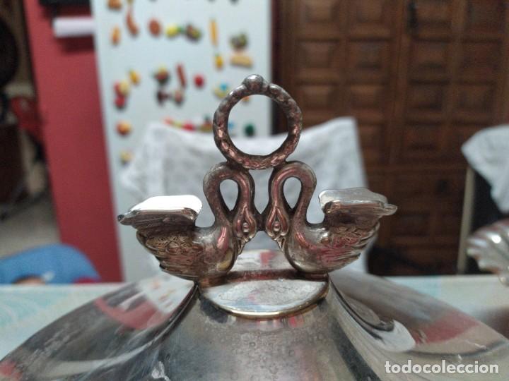 Antig&uuml;edades: CENTRO PLATEADO DE CISNES PARA COMEDOR. SOPERA UTIL. - Foto 13