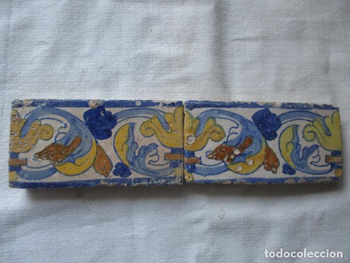 Antig&uuml;edades: Azulejos cenefas siglo XVII - Foto 1