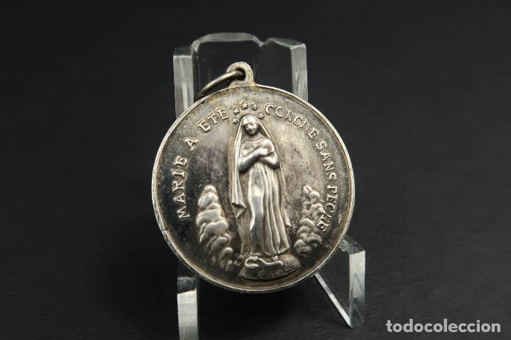 Antig&uuml;edades: Antigua Medalla Religiosa de Plata - Foto 2