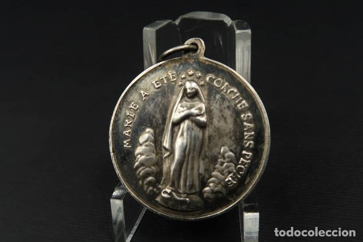 Antig&uuml;edades: Antigua Medalla Religiosa de Plata - Foto 3