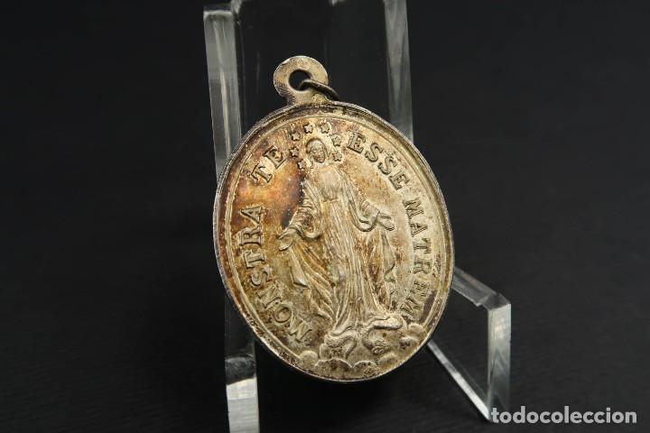 Antig&uuml;edades: Antigua Medalla Religiosa de Plata - Foto 3