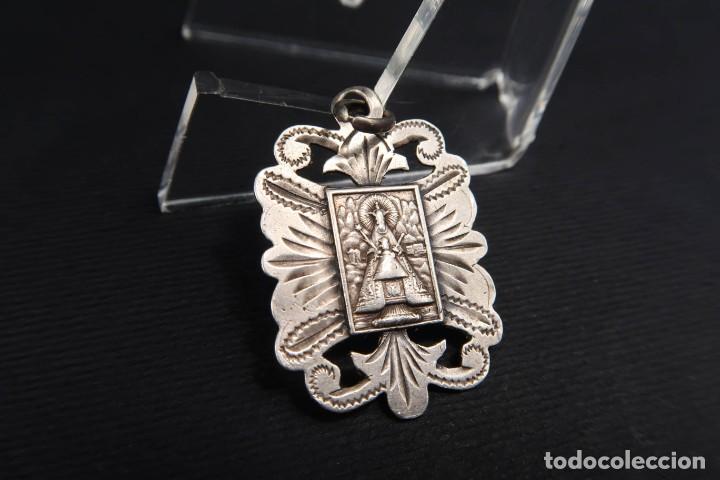 Antig&uuml;edades: Antigua Medalla Religiosa de Plata - Foto 1