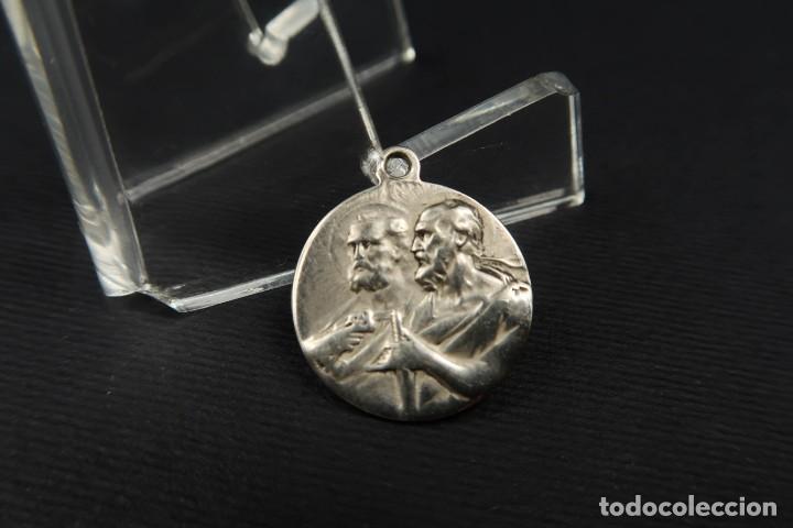 Antig&uuml;edades: Antigua Medalla Religiosa de Plata - Foto 4