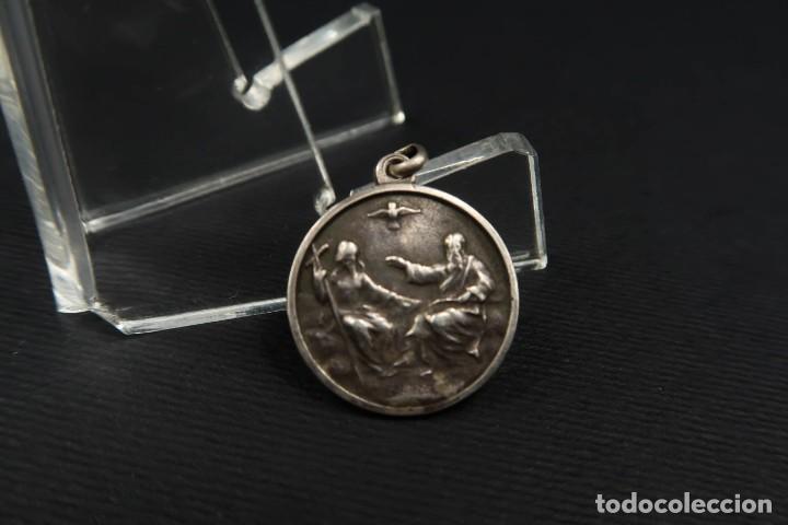 Antig&uuml;edades: Antigua Medalla Religiosa de Plata - Foto 1
