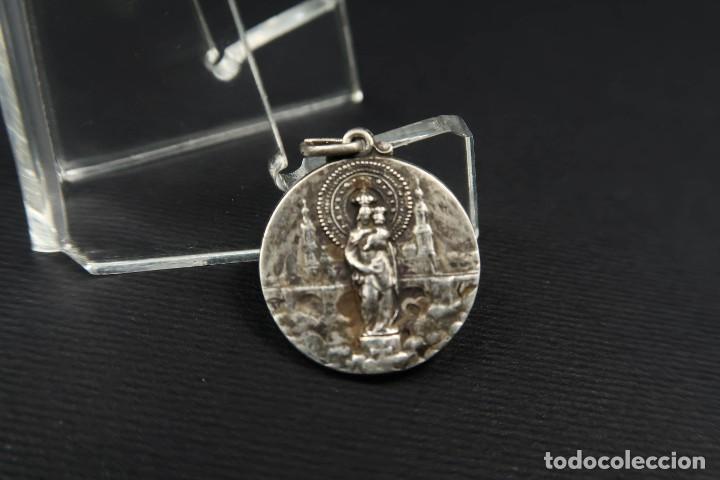 Antig&uuml;edades: Antigua Medalla Religiosa de Plata - Foto 1