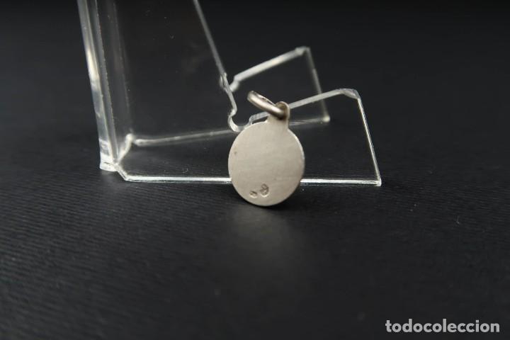 Antig&uuml;edades: Antigua Medalla Religiosa de Plata - Foto 5