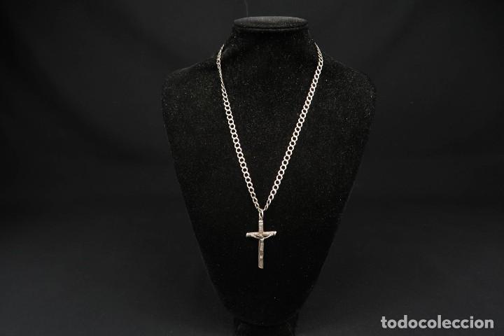 Antig&uuml;edades: Antiguo Crucifijo de Plata con Cadena - Foto 1
