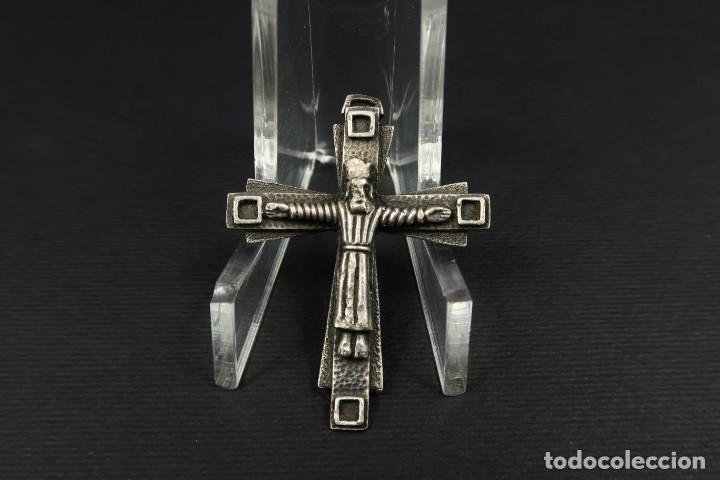 Antig&uuml;edades: Antiguo Crucifijo de Plata - Foto 1
