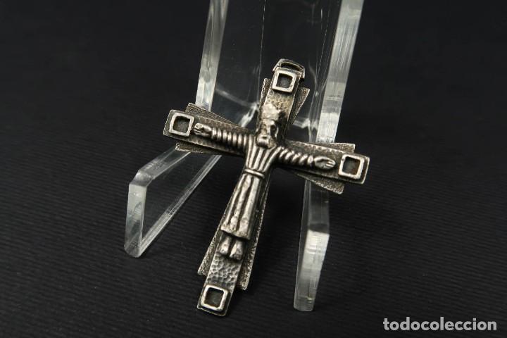 Antig&uuml;edades: Antiguo Crucifijo de Plata - Foto 2