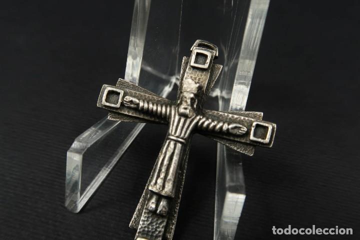 Antig&uuml;edades: Antiguo Crucifijo de Plata - Foto 3